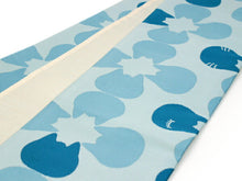 画像をギャラリービューアに読み込む, 【洗える半幅帯 リバーシブル】水色地ネコとクローバ柄 彩陽織 帯単品 四寸 半巾 小袋 女性 レディース 和装 着物 obi カジュアル【ksウク】