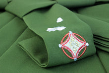 画像をギャラリービューアに読み込む, 袴 卒業式 女性 刺繍入り 七宝に桜柄 レディース はかま単品 仕立て上がり 新品 袴 販売 S M L LL サイズ 5色展開 洗える ポリ 着物 和装 女性 ktおと PP 送料無料