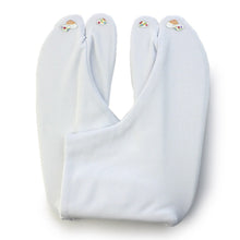 画像をギャラリービューアに読み込む, 手描き足袋 白色地貝合わせ柄 Mサイズ 5枚こはぜ 女性 日本製 DM便発送可能 《kdウチ》