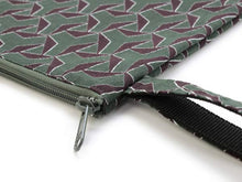 画像をギャラリービューアに読み込む, クラッチバッグ メンズ A4 ひでや工房オリジナル ブラックブラウン 緑茶地三角尽くし和柄 男性和装手提げバック 内ポケット付き hkおと KZ セール対象外