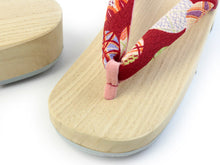 画像をギャラリービューアに読み込む, 下駄 レディース 浴衣 ゲタ 赤地毬柄鼻緒 フリーサイズ 桐 夏着物 右近 痛くない 歩きやすい 厚底 日本製 tbわこ KZ