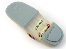 画像をギャラリービューアに読み込む, 下駄 レディース 浴衣 ゲタ 赤地毬柄鼻緒 フリーサイズ 桐 夏着物 右近 痛くない 歩きやすい 厚底 日本製 tbわこ KZ