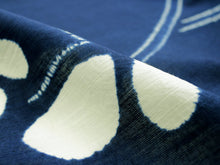 画像をギャラリービューアに読み込む, 浴衣 反物 お仕立て付き 綿麻 京 帽子絞り 紺色地 蝶 女性 レディース 和装 和服 浴衣 ゆかた 2022 夏 夏祭り 花火大会 送料無料 ktウク