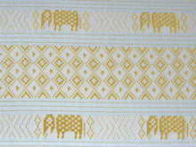 画像をギャラリービューアに読み込む, 草履バッグセット レディース 24.0cm 24.5cm 25.0cm Lサイズ 礼装用 洒落用 両用 フォーマル カジュアル 白 ゴールド ぞう ゾウ エキゾチック柄 二枚芯 ぞうり バック 女性 和装 和服 着物 送料無料 セール