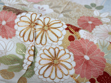 画像をギャラリービューアに読み込む, 訪問着 正絹 未仕立て グリーン 水色 花 文箱 単品 仕立て付き ガード加工 足袋 プレゼント 新品 色 販売 購入 礼装 既婚 旅館 料亭 女将 仕事 パーティー 送料無料