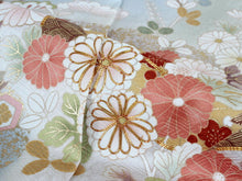 画像をギャラリービューアに読み込む, 訪問着 正絹 未仕立て 水色 グレー 花 文箱 単品 仕立て付き ガード加工 足袋 プレゼント 新品 色 販売 購入 礼装 既婚 旅館 料亭 女将 仕事 パーティー 送料無料