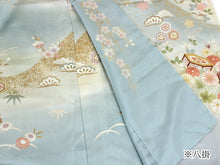 画像をギャラリービューアに読み込む, 訪問着 正絹 未仕立て 水色 梅 桜 貝桶 単品 仕立て付き ガード加工 足袋 プレゼント 新品 色 販売 購入 礼装 既婚 旅館 料亭 女将 仕事 パーティー 送料無料