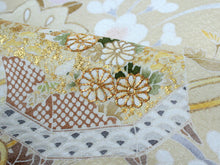 画像をギャラリービューアに読み込む, 訪問着 正絹 未仕立て ベージュ 花 貝桶 単品 仕立て付き ガード加工 足袋 プレゼント 新品 色 販売 購入 礼装 既婚 旅館 料亭 女将 仕事 パーティー 送料無料