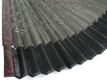 画像をギャラリービューアに読み込む, 扇子 男性用 袋付き セット 黒地 ブラウン 翠嵐 無地 檜垣 チャーム付き 綿 竹 木箱入り メンズ 父の日 プレゼント ギフト おしゃれ 紳士 男性 せんす 扇子袋 セット 和装小物 夏 3237S KZ