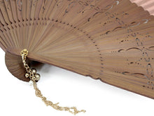 画像をギャラリービューアに読み込む, 扇子 女性用 袋付き セット ピンク地 ゴールド シルバー 無地 綿 絹 竹 シェリール 紙箱入り レディース プレゼント ギフト おしゃれ 普段使いに 婦人用 女性 レディース せんす シルク 扇子袋 セット 和装小物 夏 セール対象外 7026S KZ 母の日 ギフト