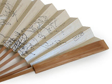 画像をギャラリービューアに読み込む, 扇子 男性用 ミニ パールベージュ地 黒 鳥獣戯画 紙扇子 紙箱入り ポケットサイズ コンパクト メンズ 敬老の日 プレゼント ギフト おしゃれ 普段使いに 紳士用 男性 メンズ せんす 和装小物 夏 P8 KZ