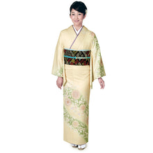 画像をギャラリービューアに読み込む, 訪問着 セット 購入 クリーム地 華紋唐草 5点セット フリー サイズ 仕立て上がり 洗える着物 訪問着 袋帯 長襦袢 正絹帯揚げ 正絹帯締め セット ポリエステル アッシュエル HL 和装 和服 着物セット 洗える訪問着 販売 七五三