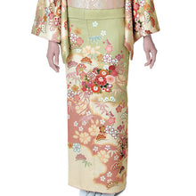画像をギャラリービューアに読み込む, 洗える着物 訪問着 セット 18点フルセット 渋黄緑地 吉祥花薬玉柄 フリー サイズ アッシュエル HL 訪問着 袋帯 長襦袢 草履 バッグ 着付け小物一式 白足袋 和装 和服 レディース 着物 セット フォーマル