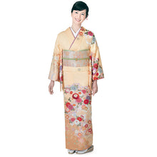 画像をギャラリービューアに読み込む, 訪問着 セット 購入 薄オレンジ地 雲取り吉祥花 18点フルセット フリー サイズ 仕立て上がり 洗える着物 訪問着 袋帯 長襦袢 草履 バッグ 着付け小物一式 白足袋 セット 初心者 和装 和服 着物セット 洗え