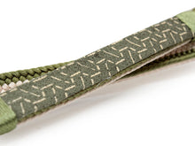 画像をギャラリービューアに読み込む, 帯締め 正絹 単品 印伝 グリーン 白 毘沙門 亀甲 平組 洒落 レディース 着付け小物 女性 和装小物 日本製 撚り房 送料無料 kdコト