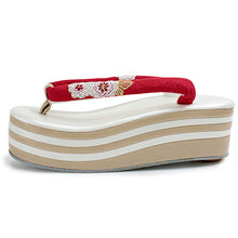 画像をギャラリービューアに読み込む, 草履 卒業式 成人式 ホワイト 土台 赤鼻緒 菊 刺繍 S フリー LL サイズ レディース 振袖 袴 ぞうり 和装小物 草履 女性 和装 和服 送料無料 adにち