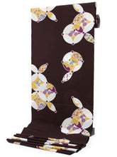 画像をギャラリービューアに読み込む, 洗える着物 セット レディース セミオーダー 反物 小紋 名古屋帯 帯揚げ 帯締め 4点 袷 単衣 着物 セット SS S M L LL フリー サイズ 茶 花 七宝 きもの 矢絣 梅 九寸 証紙 佐々木染織 永楽屋 コラボ レトロ アンティークデザイン 古典 和装 和服 送料無料 セール対象外
