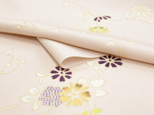 画像をギャラリービューアに読み込む, 着物 反物 正絹 丹後ちりめん フルオーダー 仕立て付き ピンクベージュ 桜 小紋 着物 和装 和服 単品 女性 レディース 送料無料 hbチト