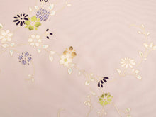 画像をギャラリービューアに読み込む, 着物 反物 正絹 丹後ちりめん フルオーダー 仕立て付き ピンクベージュ 桜 小紋 着物 和装 和服 単品 女性 レディース 送料無料 hbチト