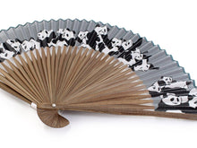 画像をギャラリービューアに読み込む, 扇子 扇袋セット レディース グレー パンダ 箱入り エコ ギフト プレゼント 春 夏 母の日 婦人 女性 女 京扇子 せんす 6534S y2おい KZ 母の日 ギフト 送料無料対象外 セール対象外