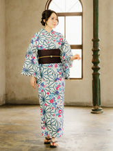 画像をギャラリービューアに読み込む, 浴衣 セット レディース 3点 セット 4柄 フリーサイズ 2023 レトロ 古典 モダン 浴衣セット 女性 大人 花火大会 夏祭り ゆかた 帯 下駄 セット ホワイト ブルー 牡丹 菊 桜 雪輪 麻の葉 矢羽 流水 20代 30代 和装 和服 半幅帯