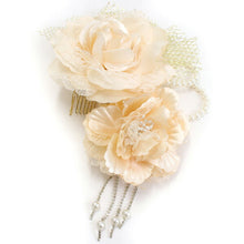 画像をギャラリービューアに読み込む, 髪飾り 成人式 卒業式 結婚式 袴 振袖 シャンパンベージュ 薔薇 パール コーム 和装 和服 着物 浴衣 髪留め コサージュ ヘアアクセサリー ウラ