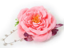 画像をギャラリービューアに読み込む, 髪飾り 成人式 卒業式 結婚式 袴 振袖 ピンク 白 薔薇 パール クリップ カチューシャ 和装 和服 着物 浴衣 髪留め コサージュ ヘアアクセサリー