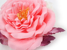 画像をギャラリービューアに読み込む, 髪飾り 成人式 卒業式 結婚式 袴 振袖 ピンク 白 薔薇 パール クリップ カチューシャ 和装 和服 着物 浴衣 髪留め コサージュ ヘアアクセサリー