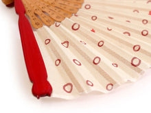 画像をギャラリービューアに読み込む, 扇子 扇子袋 2点セット レディース ベージュ 猫 鈴 箱入り エコ ギフト プレゼント 春 夏 母の日 婦人 女性 女 京扇子 せんす y2 送料無料