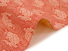 画像をギャラリービューアに読み込む, 風呂敷 ふろしき 尺三巾 渋オレンジ地 荒磯 山吹地 梅小鉢 49cm リバーシブル 綿 日本製 かわいい おしゃれ めでたい 吉祥 和 コットン ギフト プレゼント 両面 お弁当箱 エコ ネコポス発送可能 あす楽