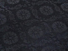 画像をギャラリービューアに読み込む, 成人式 卒業式 マスク 洗えるマスク 和柄 黒地 葵柄 洗える 立体 ポリエステル コットン 抗菌 在庫あり 日本製 耳ゴム 国内発送 個包装 女性 男性 大人 吸湿冷感 和風 古典 ギフト プレゼント 贈り物 おしゃれ 上品 ネコポス便可能