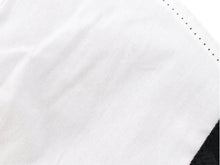 画像をギャラリービューアに読み込む, 成人式 卒業式 マスク 洗えるマスク 和柄 黒地 葵柄 洗える 立体 ポリエステル コットン 抗菌 在庫あり 日本製 耳ゴム 国内発送 個包装 女性 男性 大人 吸湿冷感 和風 古典 ギフト プレゼント 贈り物 おしゃれ 上品 ネコポス便可能