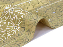 画像をギャラリービューアに読み込む, 洗える着物 東レ シルック 小紋 反物 単品 フルオーダー 仕立て付 袷 単衣 からし色地 氷割れ地紋に撫子・雨縞柄 レディース 女性 和装 和服 きもの おしゃれ 上品 TORAY sillook ポリエステル 送料無料