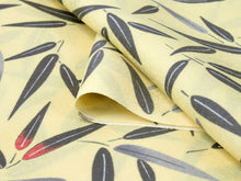 画像をギャラリービューアに読み込む, 洗える着物 東レ シルック 小紋 反物 単品 フルオーダー 仕立て付 袷 単衣 クリームイエロー地 氷割れ地紋に笹尽くし柄 レディース 女性 和装 和服 きもの おしゃれ 上品 TORAY sillook ポリエステル 送料無料