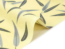 画像をギャラリービューアに読み込む, 洗える着物 東レ シルック 小紋 反物 単品 フルオーダー 仕立て付 袷 単衣 クリームイエロー地 氷割れ地紋に笹尽くし柄 レディース 女性 和装 和服 きもの おしゃれ 上品 TORAY sillook ポリエステル 送料無料