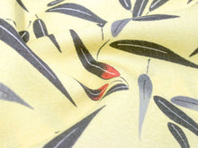 画像をギャラリービューアに読み込む, 洗える着物 東レ シルック 小紋 反物 単品 フルオーダー 仕立て付 袷 単衣 クリームイエロー地 氷割れ地紋に笹尽くし柄 レディース 女性 和装 和服 きもの おしゃれ 上品 TORAY sillook ポリエステル 送料無料