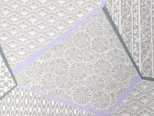 画像をギャラリービューアに読み込む, 洗える着物 東レ シルック 小紋 反物 単品 フルオーダー 仕立て付 袷 単衣 グレー地 氷割れ地紋に名物裂柄 レディース 女性 和装 和服 きもの おしゃれ 上品 TORAY sillook ポリエステル 送料無料