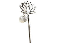 画像をギャラリービューアに読み込む, かんざし コットンパール 金属 3粒 蓮 ロング スワロフスキー シルバー 単品 シンプル エレガント 可愛い 簪 髪飾り ヘアアクセサリー 軽量 小紋 洒落着 色無地 パーティー 浴衣 夏着物 母の日 誕生日 ギフト プレゼント 洋 和 和装小物 着物 和服 和装 MIZUHO 日本製