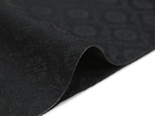 画像をギャラリービューアに読み込む, 洗える 色無地 着物 反物 レディース セミオーダー 仕立て付 紋意匠 XS S M L XL サイズ 袷 単衣 無地 黒 色 葵 地紋 百華 MOMOKA レトロ 結婚式 卒業式 卒園式 和装 和服 女性 小紋 送料無料 きもの 羽織 コート KZ