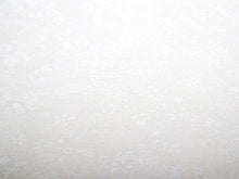 画像をギャラリービューアに読み込む, 洗える 色無地 着物 反物 レディース セミオーダー 仕立て付 紋意匠 XS S M L XL サイズ 袷 単衣 無地 薄クリーム 色 鳳凰 地紋 百華 MOMOKA レトロ 結婚式 卒業式 卒園式 和装 和服 女性 小紋 送料無料 きもの 羽織 コート KZ