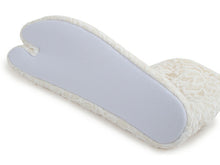 画像をギャラリービューアに読み込む, レース足袋 フリース 冬用 2カラー S M L LL 3L サイズ オフホワイト ブラック 四枚こはぜ コハゼ クッション底 おしゃれ レース あったか 足袋 暖かい たび 着付け小物 和装小物 成人式にも 着物 和服