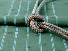 画像をギャラリービューアに読み込む, 洗える着物 コーディネートセット 袷 名古屋帯 正絹帯揚げ帯締め フリーサイズ 4点セット 小紋 レディース 女性 ハナエモリ 焦げ茶地 更紗柄 着物 薄緑地 葡萄柄 帯 帯あげ 帯〆 プレタ ブランド 和装 和服 きものセッ