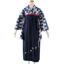 画像をギャラリービューアに読み込む, 卒業式 二尺袖 着物 袴用 単品 青 白 矢絣 桜 フリーサイズ ショート丈 大学生 小学生 ジュニア 購入 販売 着物のみ 2尺袖 和装 和服 洗える着物 大人 女性 レディース 送料無料