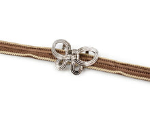 画像をギャラリービューアに読み込む, 仕立て上がり夏名古屋帯 帯留 三分紐 3点セット 青紫地 華紋唐草柄 帯 アッシュブラウン地 帯締め シルバー 蝶結び 帯留め お洒落 九寸 なごや帯 和装小物 レディース 女性 新品 送料無料 あす楽