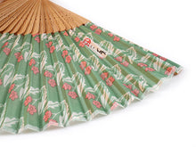 画像をギャラリービューアに読み込む, 扇子 女性用 単品 緑地 花柄 竹久夢二 レディース エコ ギフト プレゼント 贈り物 春 夏 母の日 婦人 女性 女 絹 シルク SILK 大正ロマン レトロ 京扇子 せんす 小物 雑貨 あす楽