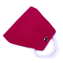 画像をギャラリービューアに読み込む, マスクケース 立体マスク 東レ ウルトラスエード 日本製 赤紫地 持ち運び 携帯 マスクポーチ おしゃれ 収納ケース ポリエステル ポリウレタン 清潔 コンパクト 折りたたみ 食事 和柄 2つ折り あす楽