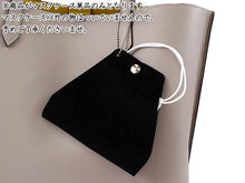 画像をギャラリービューアに読み込む, マスクケース 立体マスク 東レ ウルトラスエード 日本製 黒地 持ち運び 携帯 マスクポーチ おしゃれ 収納ケース ポリエステル ポリウレタン 清潔 コンパクト 折りたたみ 食事 和柄 2つ折り あす楽