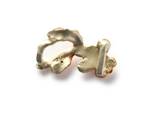 画像をギャラリービューアに読み込む, 帯留 出目金 金魚 単品 三分紐を通す シンプル 和 可愛い 帯留め 帯どめ 軽量 小紋 洒落着 色無地 パーティー オールシーズン カジュアル 母の日 プレゼント ギフト 贈り物 和装小物 着物 和服 和装 帯飾り SUU 日本製 アクセサリー KZ