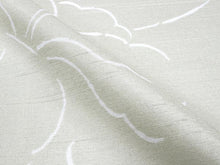 画像をギャラリービューアに読み込む, 雨コート 反物 セミオーダー 仕立て付 薄ベージュ地 花唐草柄 市田ひろみ好み 着物用 レインコート XS S M L XL  上品 コート 和装 和服 女性 レディース 梅雨時期 対策 つゆ 雨具 カッパ ちりよけ 撥水加工 送料無料