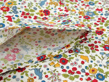 画像をギャラリービューアに読み込む, 洗える着物 単衣 小紋 綿 フリーサイズ 仕立て上がり 単品 小花柄シリーズ ミルキーホワイト地 猫と小花尽くし 女性 レディース 和装 和服 きもの プレタ 春 秋 きもの カジュアル 可愛い 普段着 送料無料 あす楽